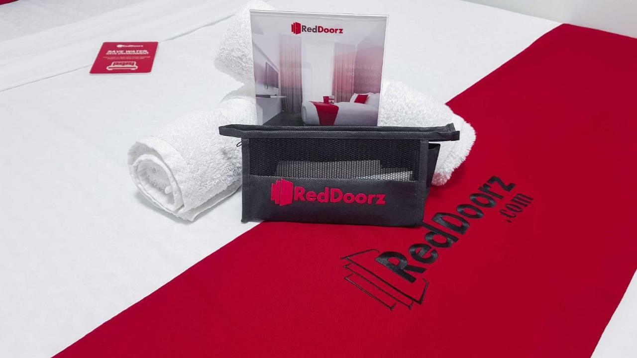 Hotel Reddoorz @ Vp Inting Street Tagbilaran City Exterior foto